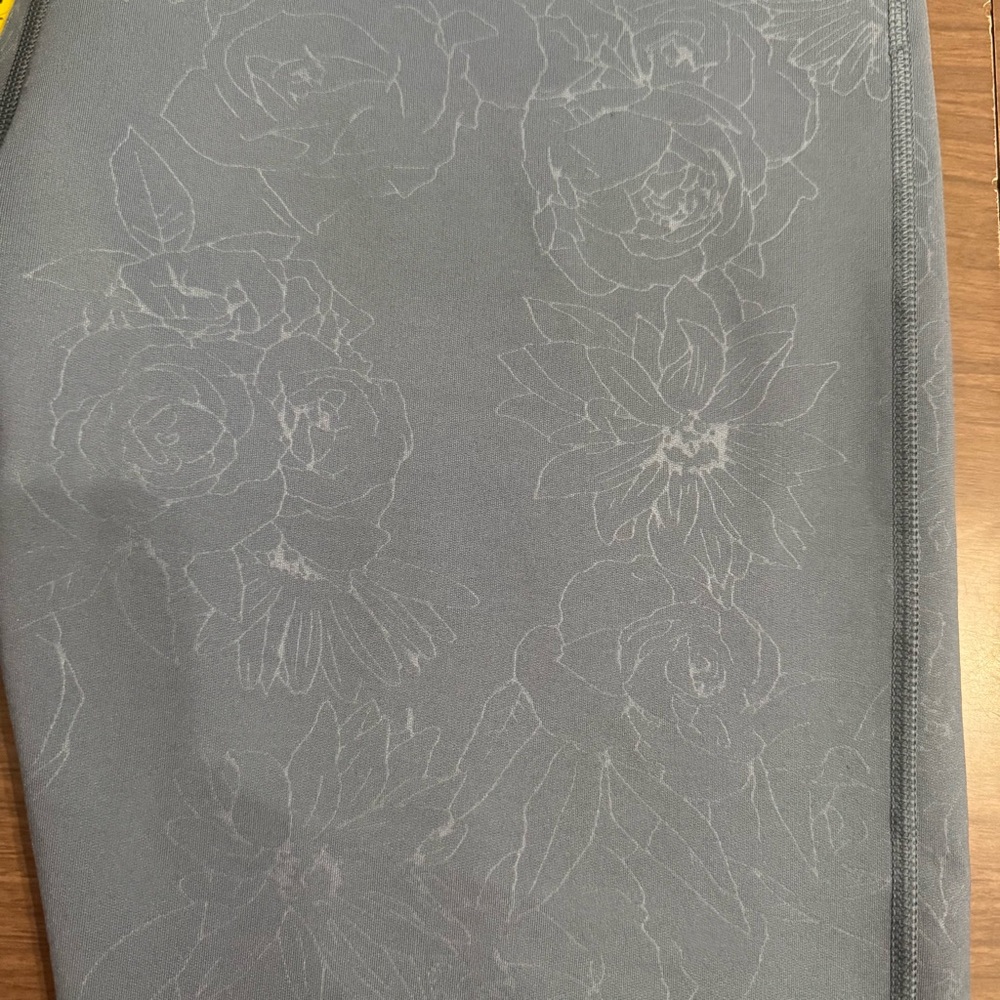 Adidas Womens XL Blue Climalite Climawarm Floral Embossed Cold Weather Leggings - Picture 7 of 13